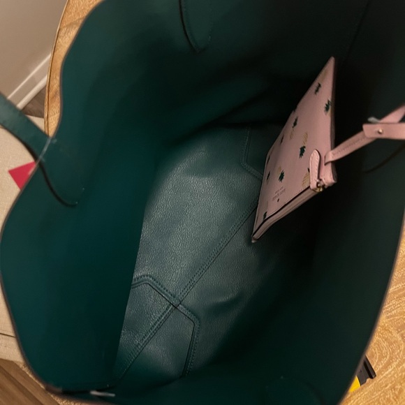 Kate spade pineapple purse with wallet - Picture 3 of 6